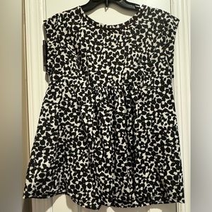 Motherhood Maternity top with zipper back